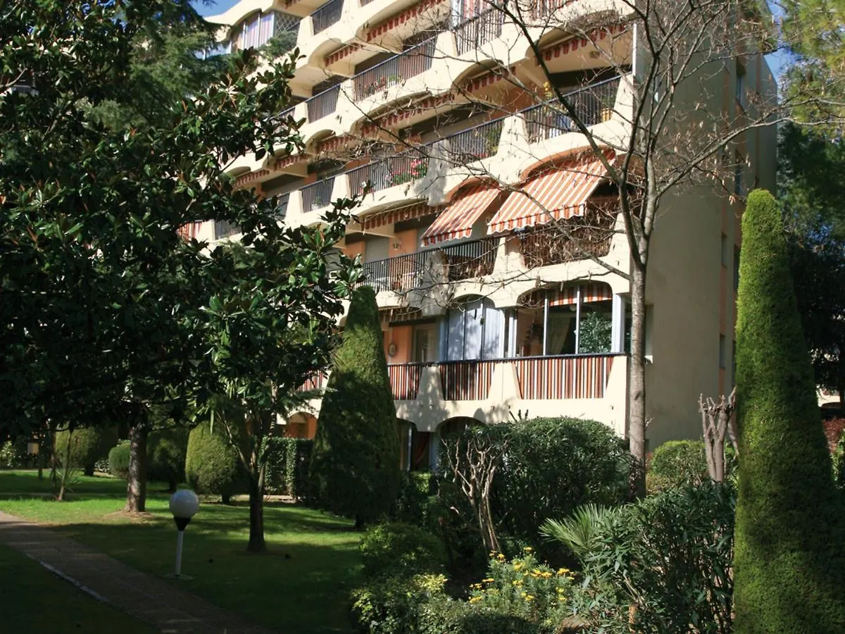 Lagrange Vacances Les Trois Rivieres Mandelieu-la-Napoule 2*,